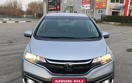 Honda Fit III, 2019 год, 1 350 000 рублей, 1 фотография