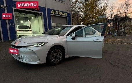 Toyota Camry, 2024 год, 3 900 000 рублей, 3 фотография