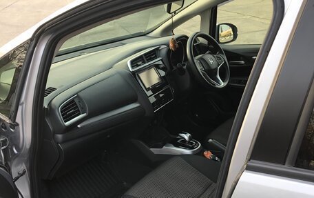 Honda Fit III, 2019 год, 1 350 000 рублей, 9 фотография