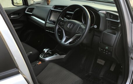 Honda Fit III, 2019 год, 1 350 000 рублей, 12 фотография