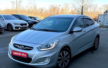 Hyundai Solaris II рестайлинг, 2013 год, 650 000 рублей, 1 фотография