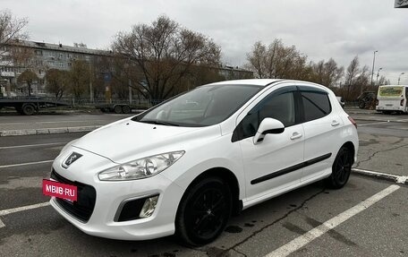 Peugeot 308 II, 2011 год, 560 000 рублей, 2 фотография