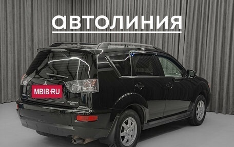 Mitsubishi Outlander III рестайлинг 3, 2011 год, 1 199 000 рублей, 4 фотография