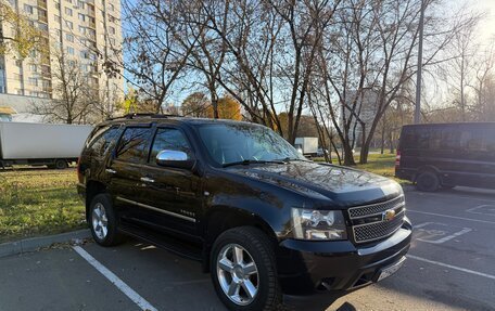 Chevrolet Tahoe III, 2013 год, 3 300 000 рублей, 2 фотография