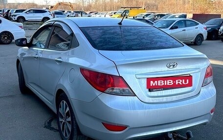 Hyundai Solaris II рестайлинг, 2013 год, 650 000 рублей, 2 фотография
