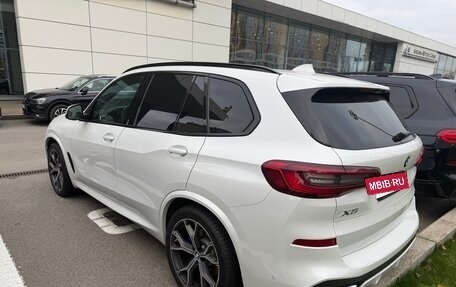 BMW X5, 2021 год, 5 800 000 рублей, 4 фотография