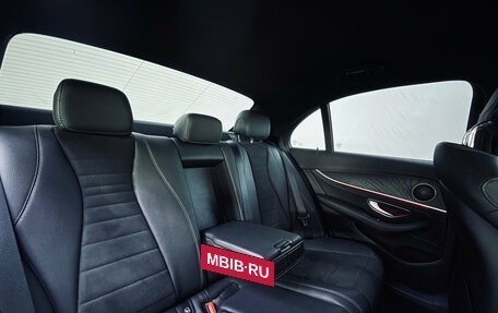 Mercedes-Benz E-Класс, 2020 год, 4 650 000 рублей, 24 фотография