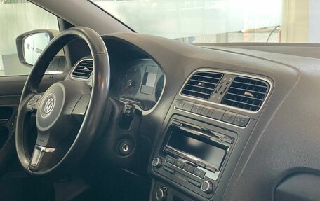Volkswagen Polo VI (EU Market), 2012 год, 745 000 рублей, 9 фотография