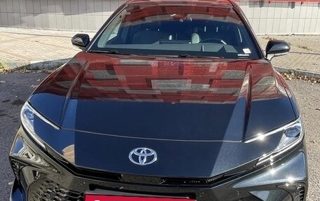 Toyota Camry, 2025 год, 4 290 000 рублей, 6 фотография