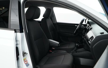 Volkswagen Polo VI (EU Market), 2021 год, 1 454 400 рублей, 8 фотография