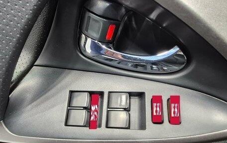 Toyota RAV4, 2011 год, 1 690 000 рублей, 14 фотография