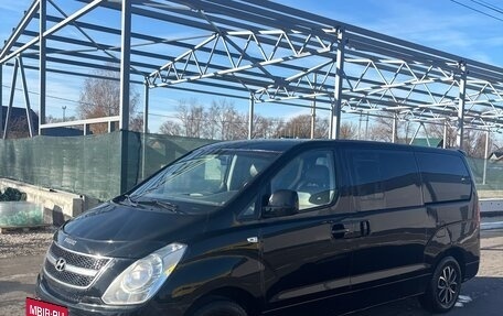 Hyundai Grand Starex Grand Starex I рестайлинг 2, 2010 год, 1 190 000 рублей, 2 фотография