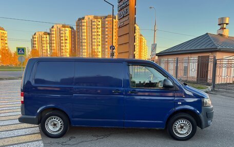 Volkswagen Transporter T5 рестайлинг, 2010 год, 900 000 рублей, 3 фотография