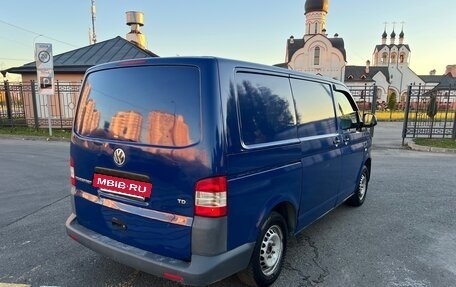 Volkswagen Transporter T5 рестайлинг, 2010 год, 900 000 рублей, 4 фотография