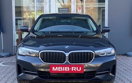 BMW 5 серия, 2020 год, 3 999 000 рублей, 3 фотография