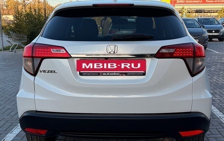 Honda Vezel, 2018 год, 1 580 000 рублей, 5 фотография