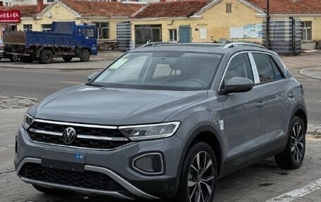 Volkswagen T-Roc I, 2026 год, 2 330 000 рублей, 3 фотография