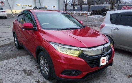 Honda Vezel, 2018 год, 1 680 000 рублей, 3 фотография