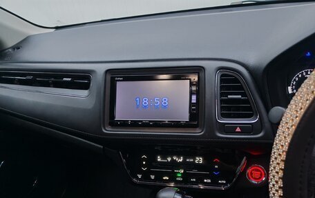 Honda Vezel, 2018 год, 1 680 000 рублей, 21 фотография