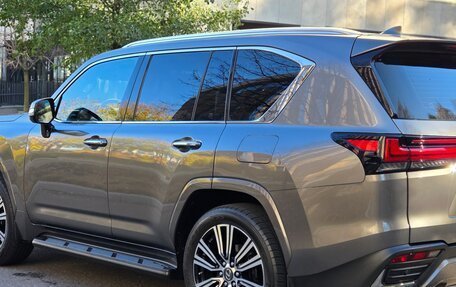Lexus LX, 2022 год, 15 000 000 рублей, 3 фотография