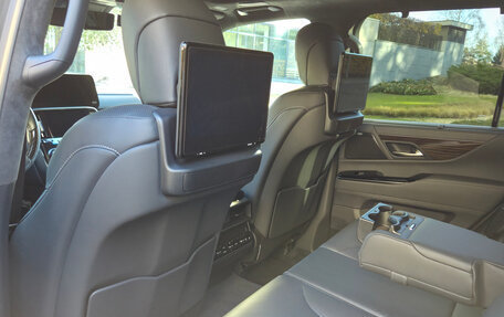 Lexus LX, 2022 год, 15 000 000 рублей, 5 фотография