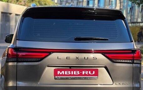 Lexus LX, 2022 год, 15 000 000 рублей, 8 фотография