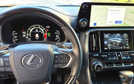 Lexus LX, 2022 год, 15 000 000 рублей, 22 фотография