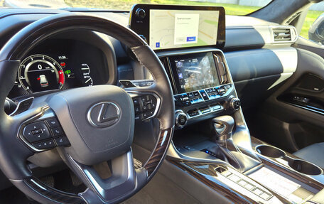 Lexus LX, 2022 год, 15 000 000 рублей, 24 фотография