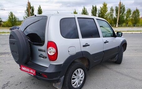 Chevrolet Niva I рестайлинг, 2019 год, 630 000 рублей, 4 фотография