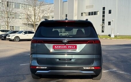 KIA Carnival, 2021 год, 3 590 000 рублей, 8 фотография