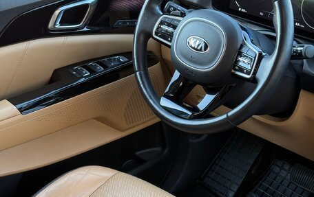 KIA Carnival, 2021 год, 3 590 000 рублей, 34 фотография