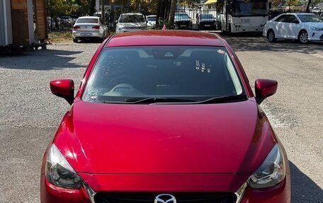 Mazda Demio IV, 2017 год, 900 000 рублей, 2 фотография
