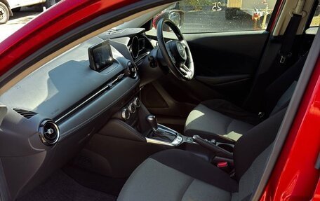 Mazda Demio IV, 2017 год, 900 000 рублей, 6 фотография