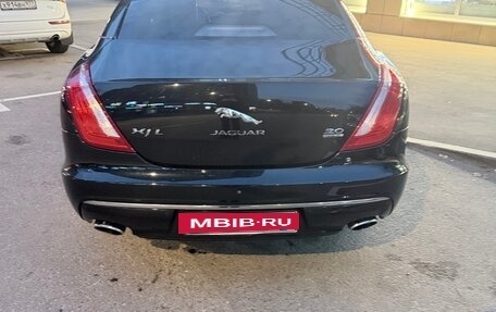 Jaguar XJ IV (X351), 2017 год, 4 200 000 рублей, 8 фотография