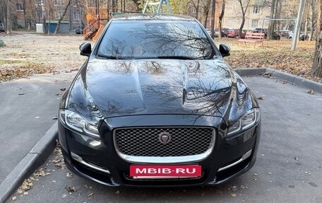 Jaguar XJ IV (X351), 2017 год, 4 200 000 рублей, 13 фотография