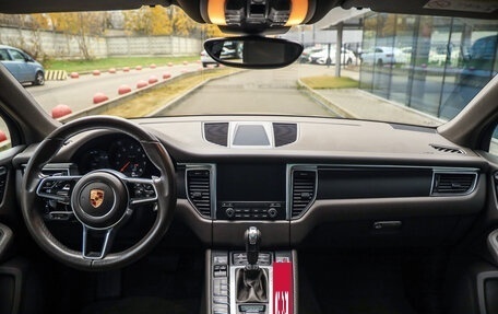 Porsche Macan I рестайлинг, 2017 год, 3 799 777 рублей, 13 фотография