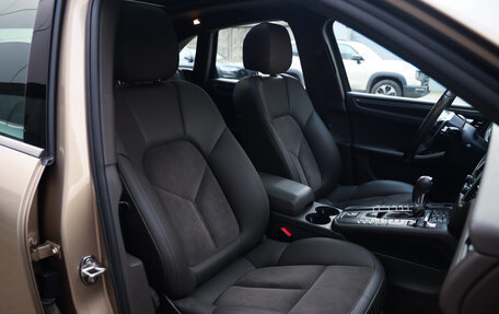 Porsche Macan I рестайлинг, 2017 год, 3 799 777 рублей, 32 фотография