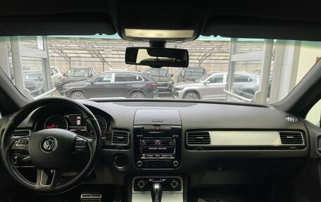 Volkswagen Touareg III, 2012 год, 1 950 000 рублей, 12 фотография