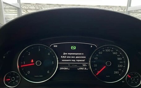Volkswagen Touareg III, 2012 год, 1 950 000 рублей, 10 фотография