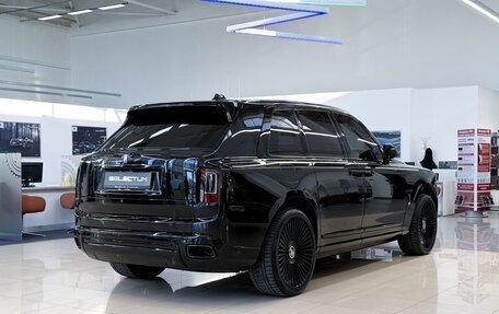 Rolls-Royce Cullinan, 2026 год, 38 000 000 рублей, 11 фотография