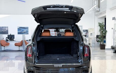 Rolls-Royce Cullinan, 2026 год, 38 000 000 рублей, 9 фотография