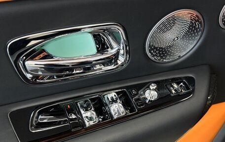 Rolls-Royce Cullinan, 2026 год, 38 000 000 рублей, 15 фотография