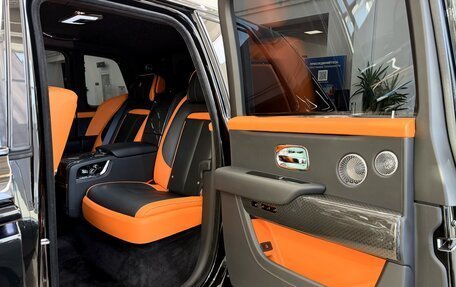 Rolls-Royce Cullinan, 2026 год, 38 000 000 рублей, 30 фотография