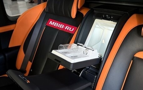 Rolls-Royce Cullinan, 2026 год, 38 000 000 рублей, 38 фотография