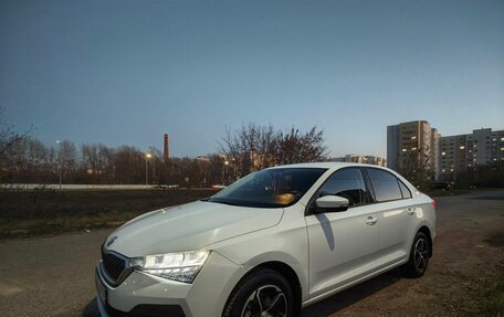 Skoda Rapid II, 2020 год, 1 550 000 рублей, 2 фотография