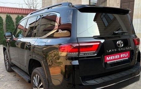 Toyota Land Cruiser, 2021 год, 8 000 000 рублей, 2 фотография