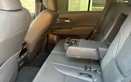 Toyota Land Cruiser, 2021 год, 8 000 000 рублей, 6 фотография