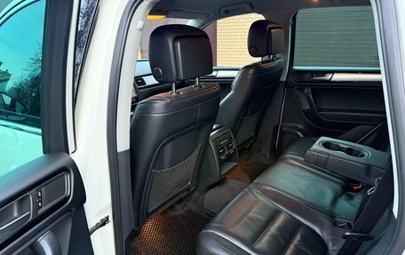 Volkswagen Touareg III, 2010 год, 1 689 000 рублей, 9 фотография