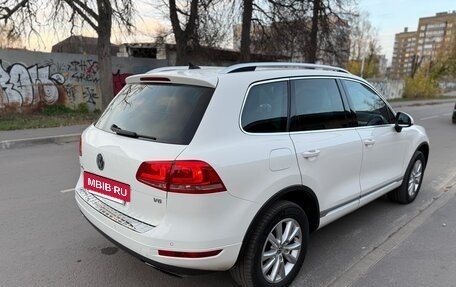 Volkswagen Touareg III, 2010 год, 1 689 000 рублей, 4 фотография