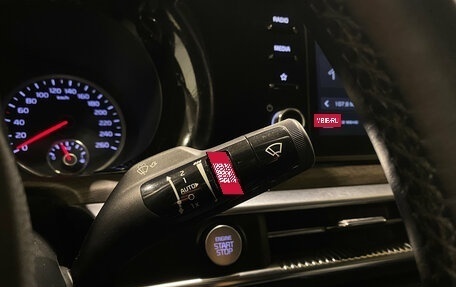 KIA K5, 2020 год, 2 400 000 рублей, 18 фотография